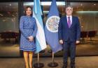 Llaryora recibió a la secretaria ejecutiva para el Desarrollo Integral de la OEA, Kim Hurtault-Osborne