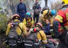 Bomberos cordobeses rescataron a dos personas en medio del combate del fuego en Chubut