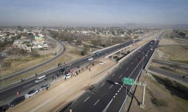 SCHIARETTI HABILITÓ AL TRÁNSITO VEHICULAR UN NUEVO TRAMO DEL TERCER CARRIL DE LA CIRCUNVALACIÓN