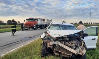 ACCIDENTE DE TRÁNSITO DAÑOS MATERIALES 