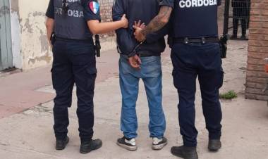 RECUPERO DE ELEMENTO SUSTRAÍDO Y APREHENSIÓN DE MASCULINO