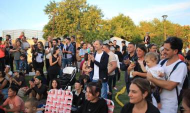 Exitoso primer encuentro del nuevo ciclo municipal "Cultura en el Andén"