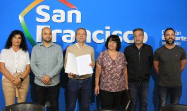 El municipio firmó convenio marco para regularizar construcciones no registradas