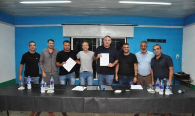 Prorrogaron convenio entre la Asociación Bancaria y el club Barrio Jardín