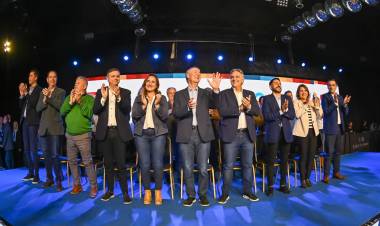 Hacemos Juntos Por Córdoba sumó intendentes y dirigentes Radicales, Pro y Vecinalistas: 15 partidos y cinco agrupaciones