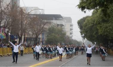 INFORMACIÓN SOBRE EL DESFILE 25 DE MAYO 
