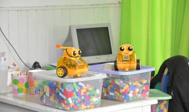 Se presentó el proyecto de Robótica Educativa en guarderías municipales