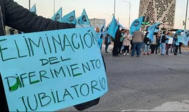 Uepc exigió una "propuesta salarial superadora y no medidas aisladas"