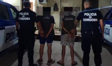  ROBO, APREHENSIÓN DE MASCULINOS, RECUPERO DE ELEMENTOS Y RESGUARDO