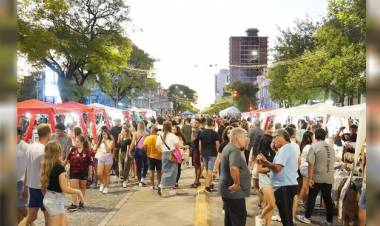 La segunda noche de la Peatonal San Francisco viene con nuevas propuestas para los vecinos