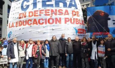 La Ctera advierte que "peligra el inicio de clases" si el Gobierno no llama a paritarias