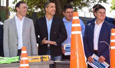 La Provincia firmó un convenio con nueve localidades para mejorar la seguridad vial