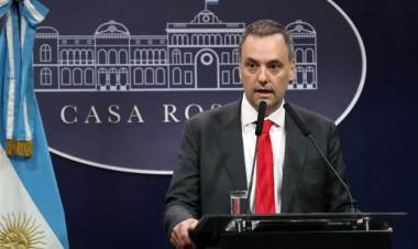 El Gobierno confirmó que habrá Pacto de Mayo "con o sin Ley Bases"