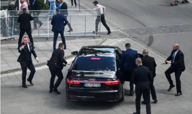 Tras el ataque, el primer ministro de Eslovaquia fue operado y se encuentra "muy grave"