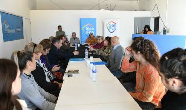 Se presentaron los Talleres para Adultos Mayores