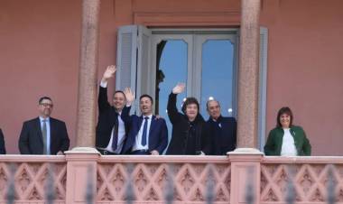 Javier Milei invitó a la Selección Argentina a festejar en el balcón de Casa Rosada