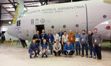 Municipio e industriales sanfrancisqueños visitaron la Fábrica Argentina de Aviones (FADEA)