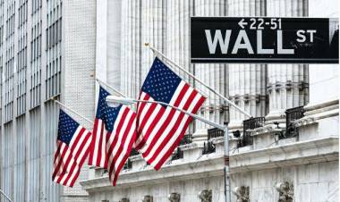 Wall Street vivió un desplome de sus índices, ante el temor de que EEUU entre en recesión