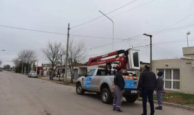 Plan incluir: Avanza la obra de alumbrado público en la ciudad 