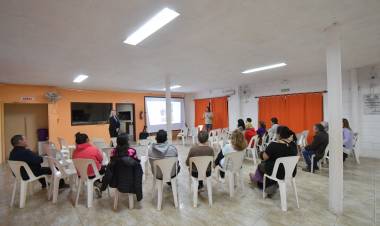 Continúan las capacitaciones con los vecinos del programa Ojos en Alerta