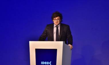 Milei en IDEA: aseguró que la inflación "no es culpa de los empresarios que ponen precios altos"