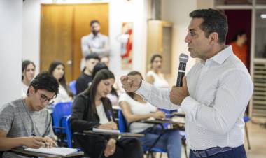 Funcionarios de 31 municipios se capacitaron en comunicación pública