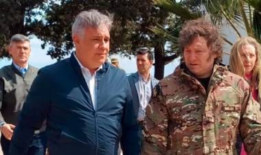 Llaryora cuestionó el liderazgo de CFK y aseguró que su representación del PJ "atrasa" y "le da aire a Milei"