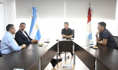 El programa ‘La Democracia al Aula’ llegó a escuelas de nuestra ciudad