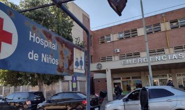 Sigue grave el niño herido por pirotecnia: la mamá contó que encontró el petardo en la calle y le explotó en la cara