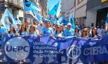 UEPC confirmó que adhiere al paro docente nacional del próximo lunes