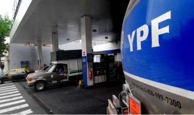 YPF anunció que reducirá un 4% el precio de sus combustibles este jueves 1° de mayo