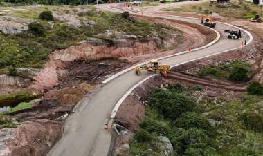 Etapa final de pavimentación en dos tramos de la Ruta Provincial 28
