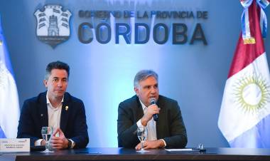 Llaryora envía a la legislatura los proyectos para fijar los radios urbanos de 19 localidades