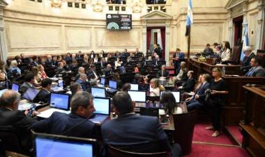 Reforma laboral: el Senado comenzó el debate y las centrales obreras reclaman en el Congreso