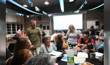 Vecinos de barrio Parque comenzaron a pensar acciones para el San Francisco del futuro