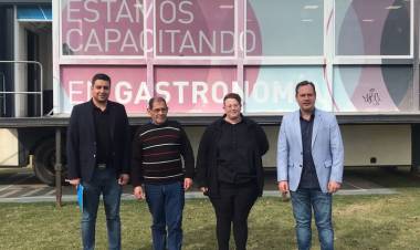 Por pedido de vecinos, lanzan dos cursos gratuitos: auxiliar en cocina y en pastelería en barrio Bouchard