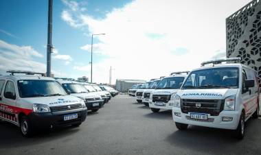Intendentes destacan el impacto de las nuevas ambulancias en la atención y los traslados