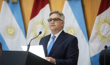 Pruebas PISA: Llaryora destacó que Córdoba lidera en Argentina y está en el podio de América Latina