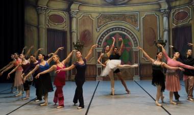 Hernán Piquín: “Córdoba es mi segunda casa y me hace muy feliz compartir el escenario con el Ballet Oficial”