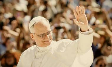 El Papa León llegó al hospital donde será operado de un nódulo en un pulmón
