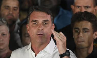 El Gobierno admitió que Milei coordinó con Trump la fuga de Bolsonaro a Estados Unidos