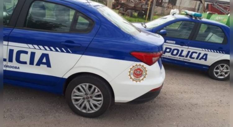 Detenciones tras robos en la ciudad. La policía encontró a una niña de 4 años caminando por Miramar.
