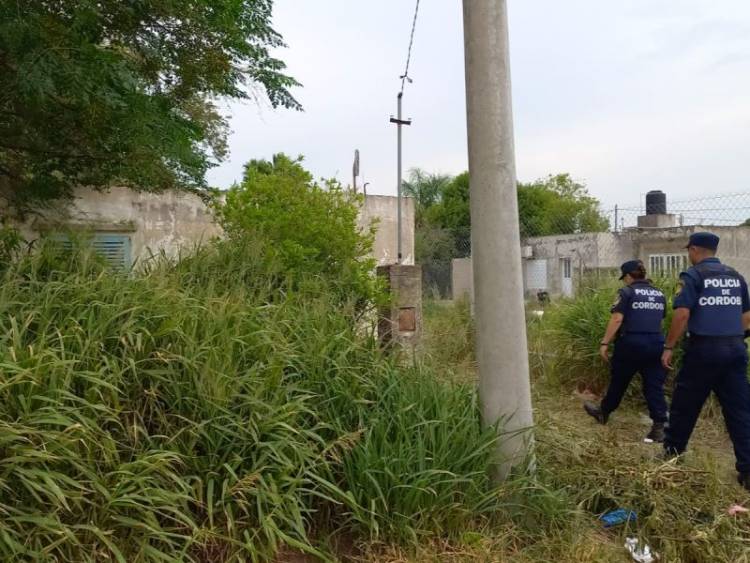 Investigan doble homicidio de ancianos cerca de El Tío