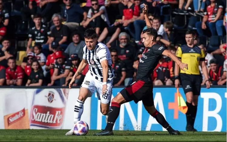 Liga: Talleres despertó a tiempo y empató 2-2 en Santa Fe ante Colón