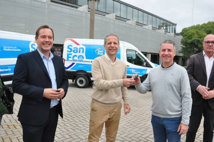El municipio incorporó dos nuevas unidades a su parque automotor