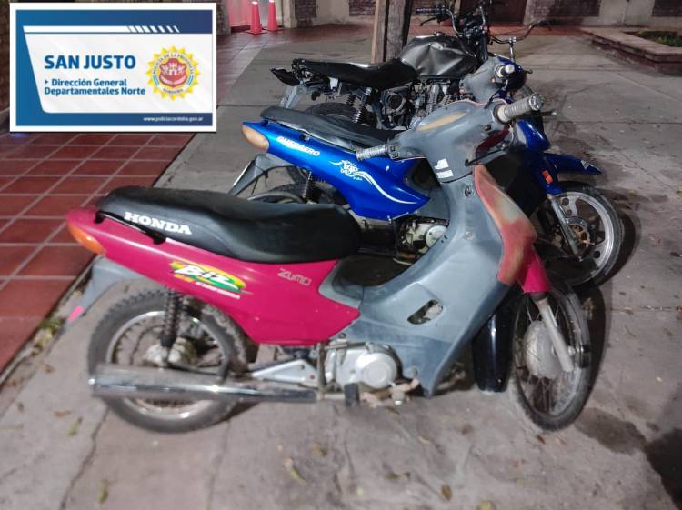 MOTOCICLETA CON PEDIDO DE SECUESTRO