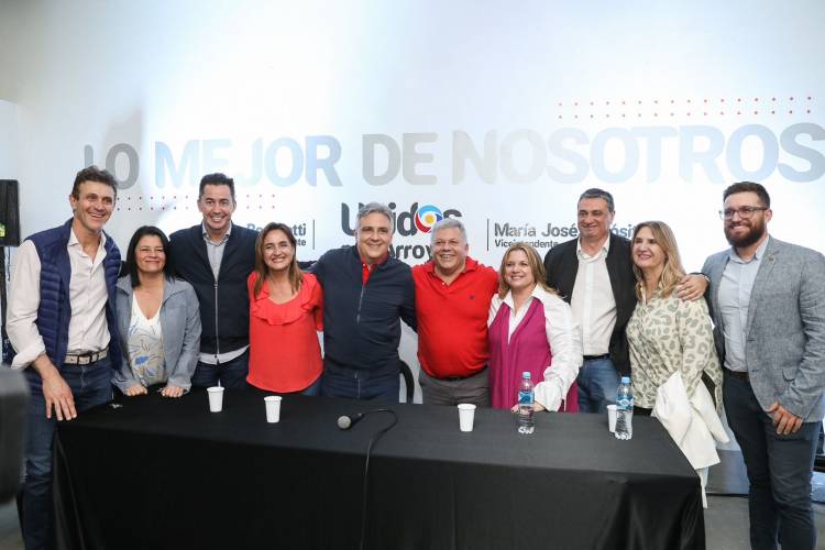 Martín Llaryora acompañó a Gustavo Benedetti en el lanzamiento de su candidatura