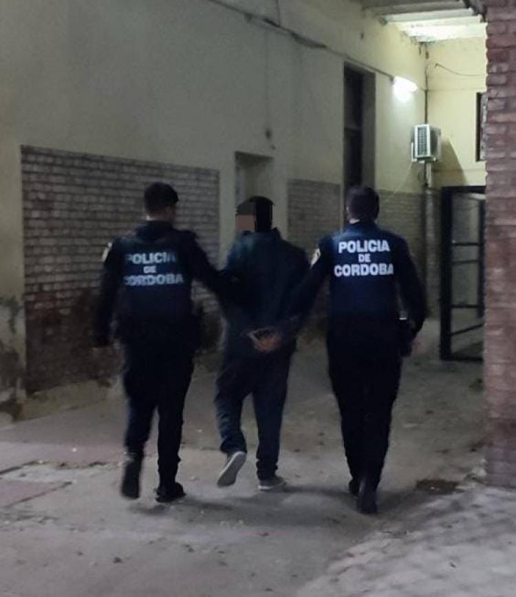 APREHENSIÓN DE MASCULINO POR SUSTRACCIÓN EN OBRA EN CONSTRUCCIÓN