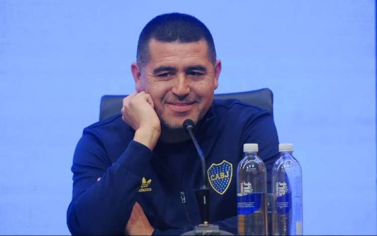 Riquelme anunció su partido de despedida y confirmó que estará Messi