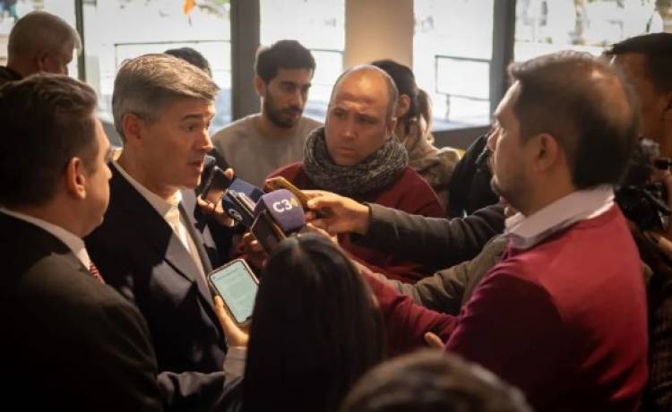 “Veo que De Loredo tiene muchas dudas para decidir sobre un tema tan claro”